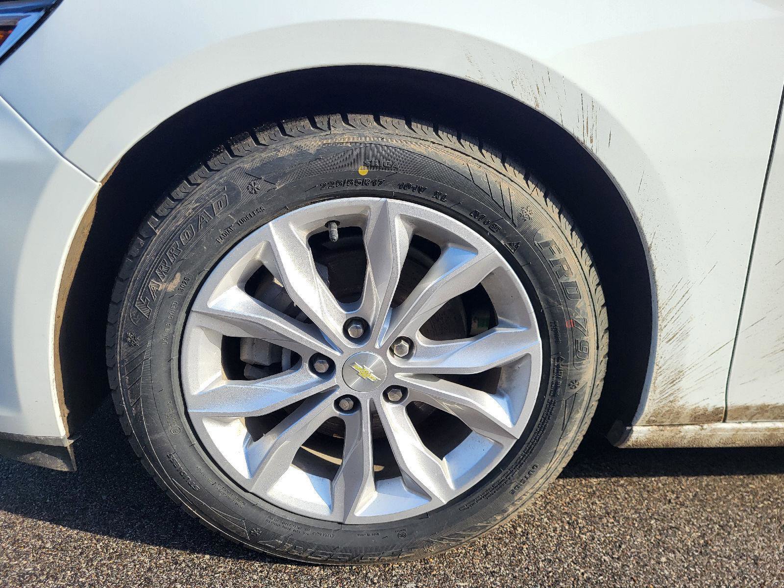 Used 2023 Chevrolet Malibu LT image 15