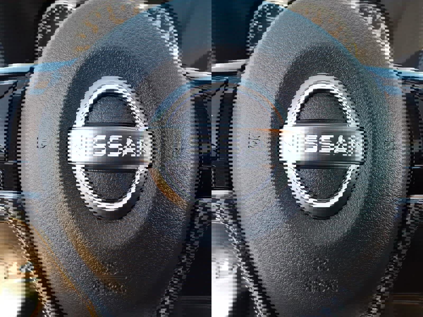 Used 2024 Nissan Altima 2.5 SV w/ SV Premium Package image 9