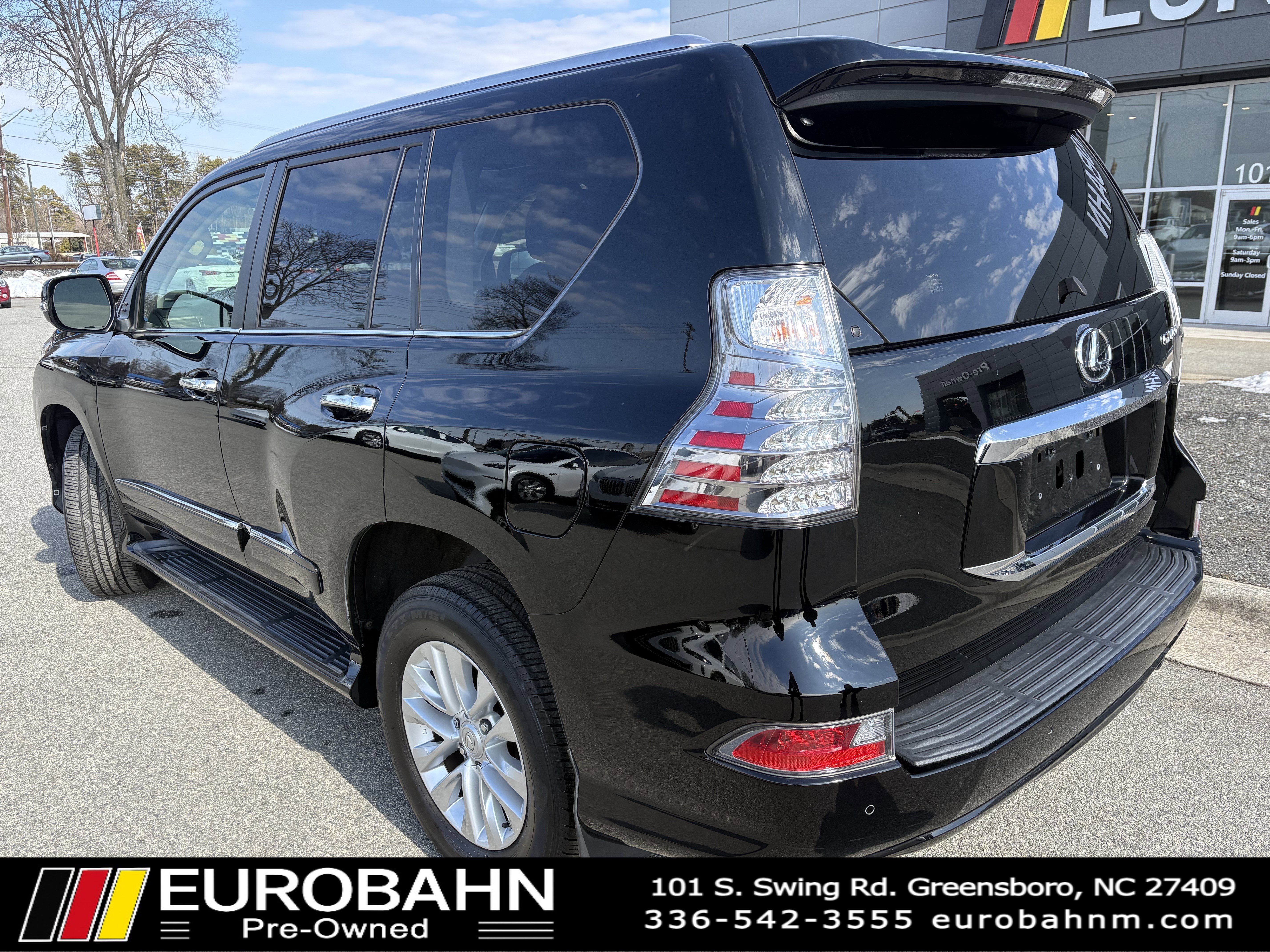 Used 2017 Lexus GX 460 Premium image 4