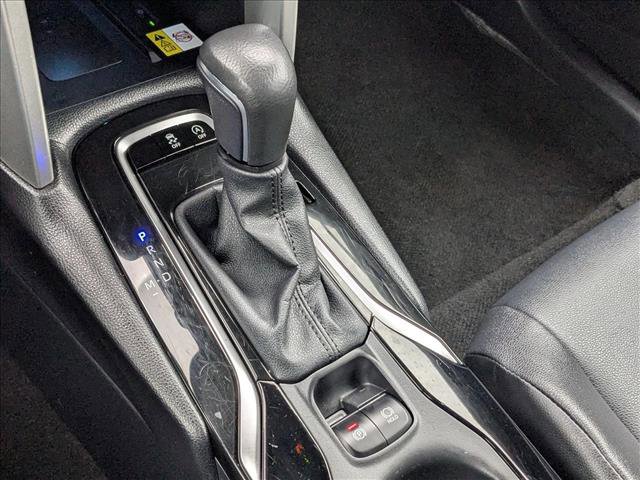 Used 2023 Toyota Corolla Cross XLE image 12