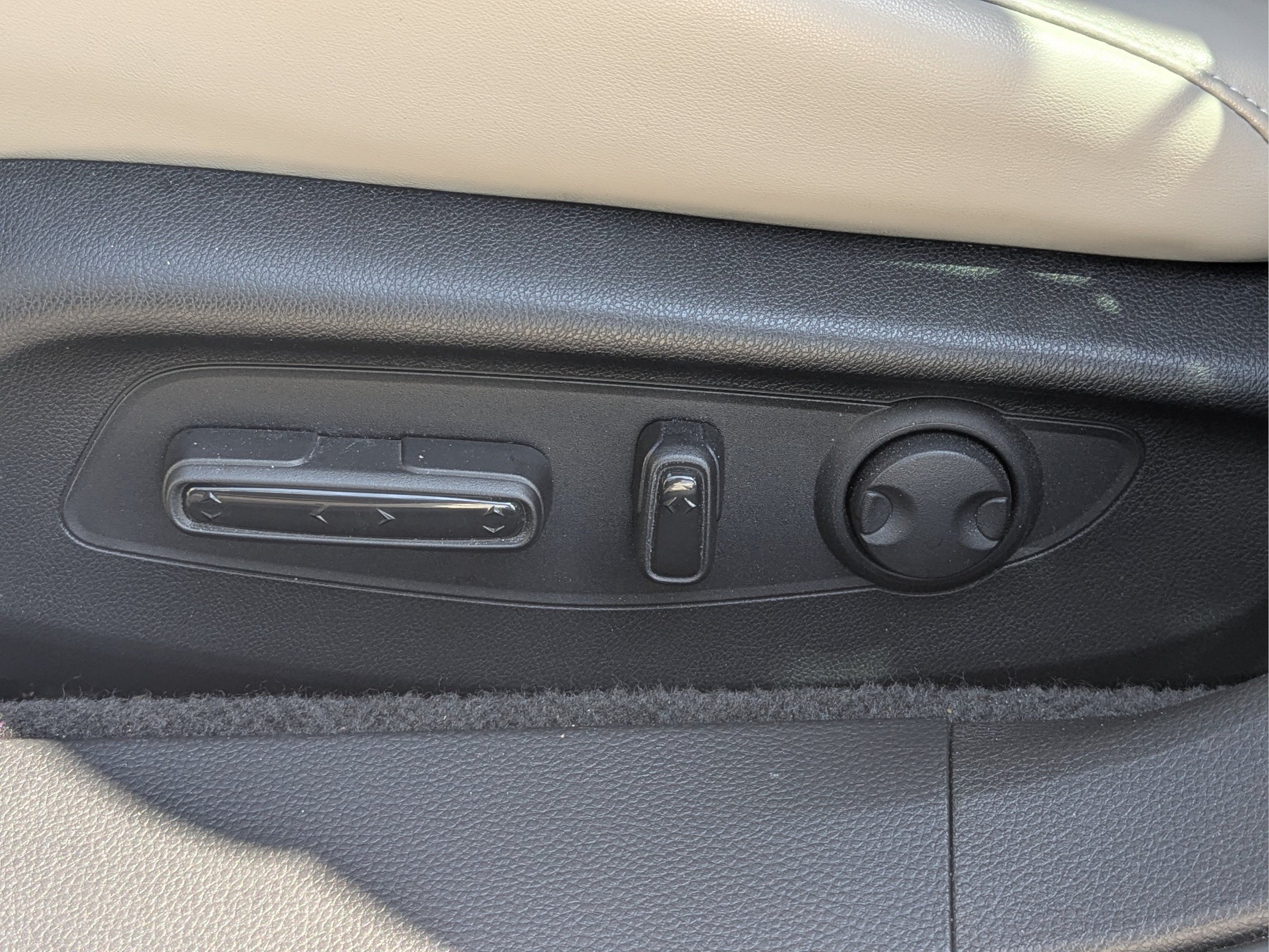 Used 2023 Honda Accord EX-L image 17