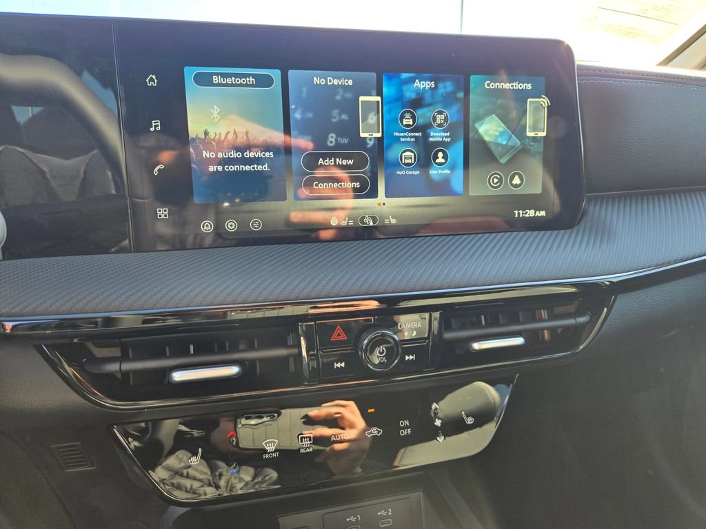 New 2026 Nissan Kicks SR w/ SR Premium Package image 11