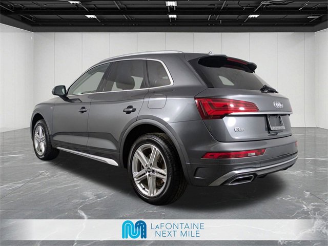 Used 2021 Audi Q5 e Premium Plus image 3
