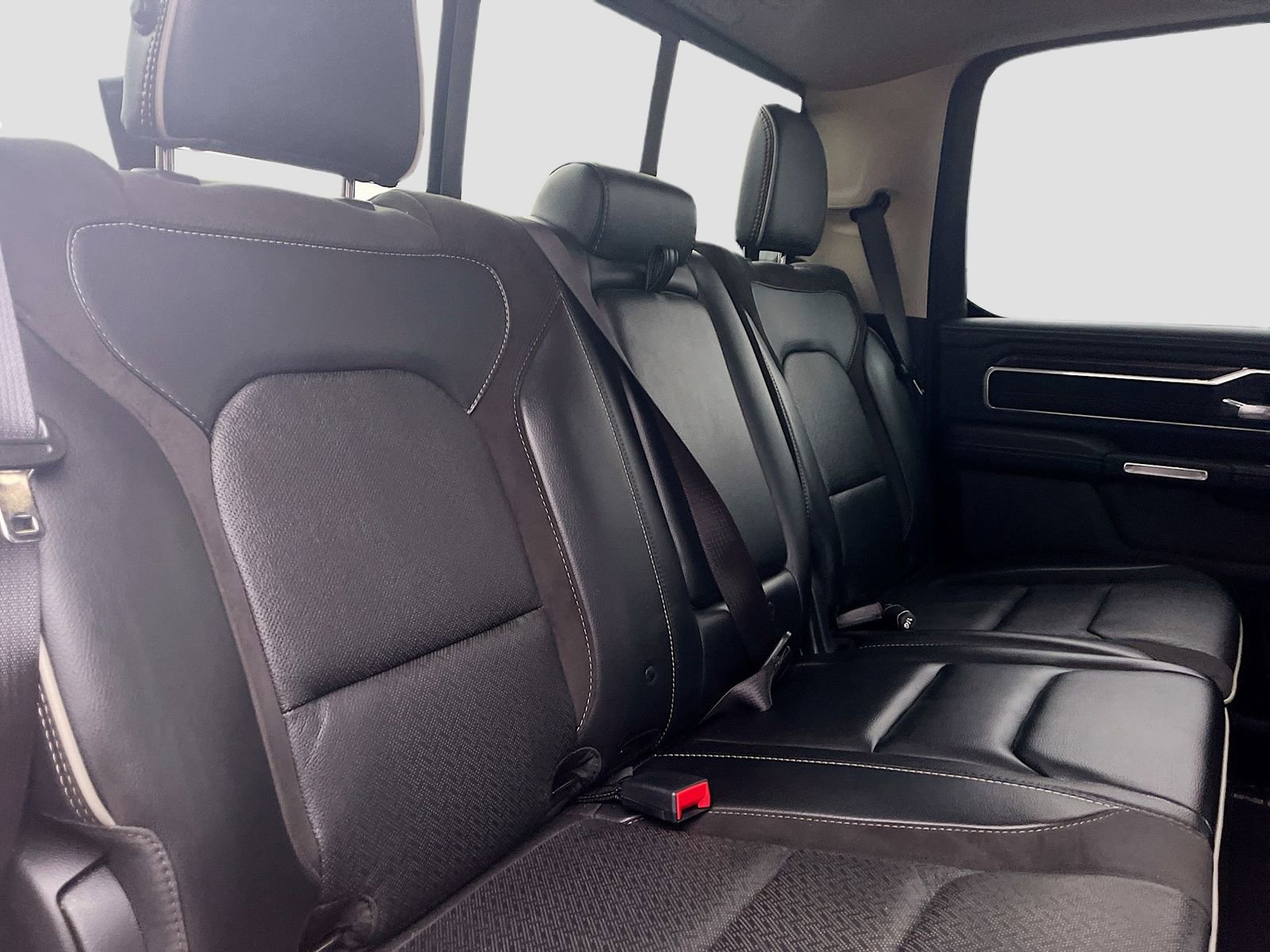 Used 2022 RAM 1500 Laramie image 27