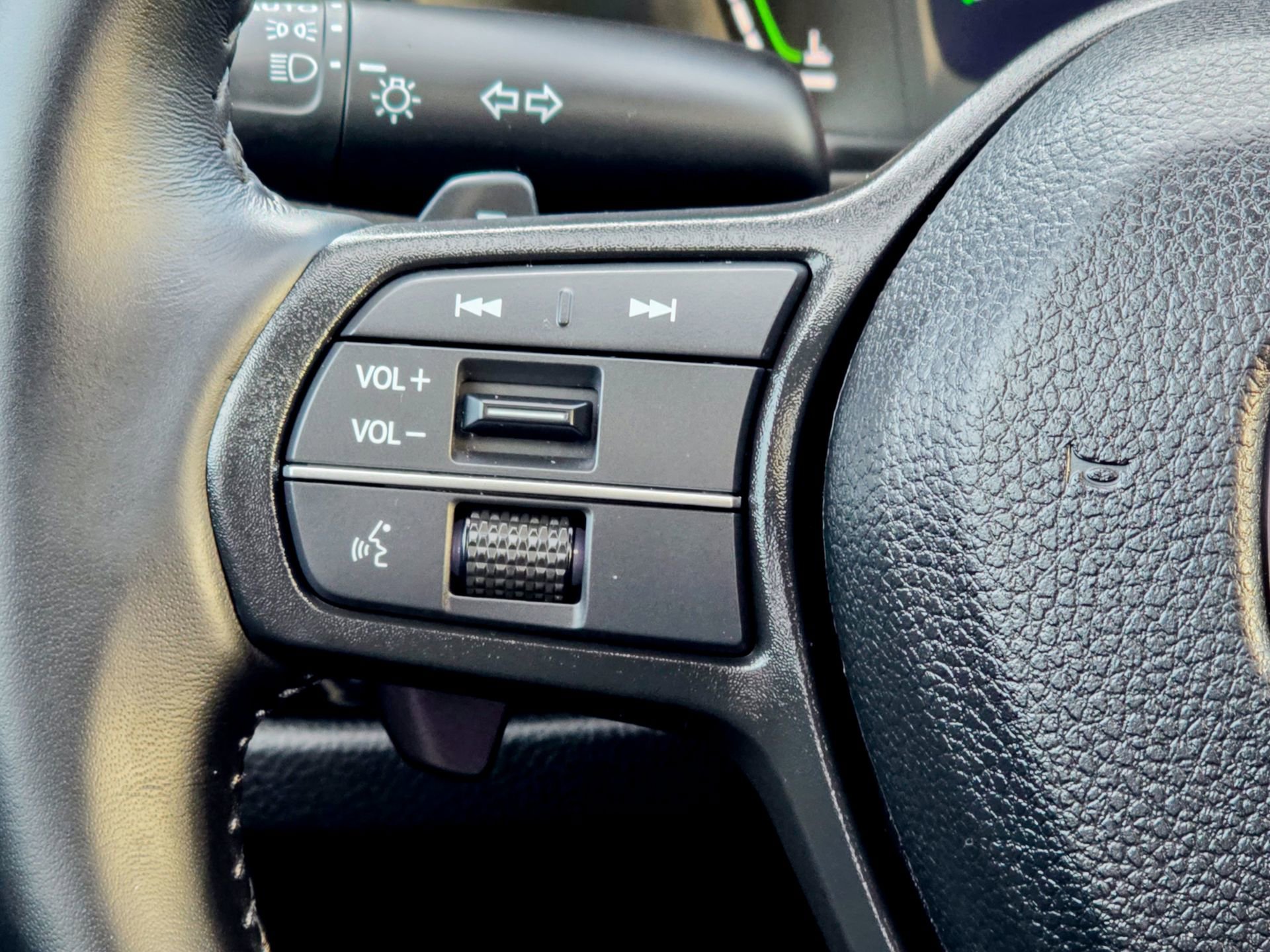 Used 2025 Honda Accord Sport image 41