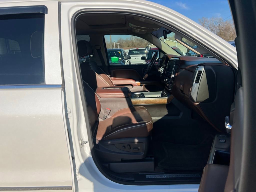 Used 2016 Chevrolet Silverado 1500 High Country w/ High Country Premium Package image 22