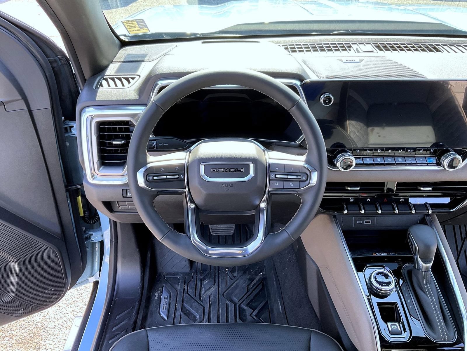 New 2026 GMC Canyon Denali AWD/4WD image 11