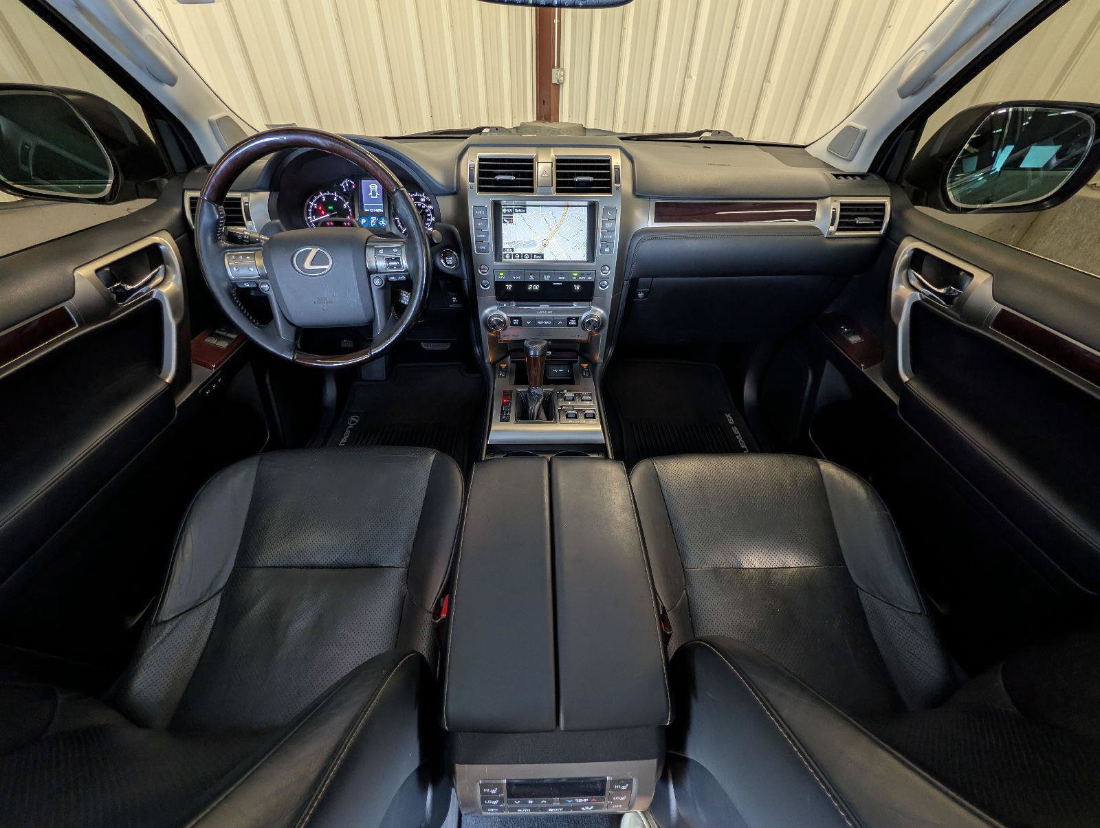 Used 2019 Lexus GX 460 Luxury AWD/4WD image 5