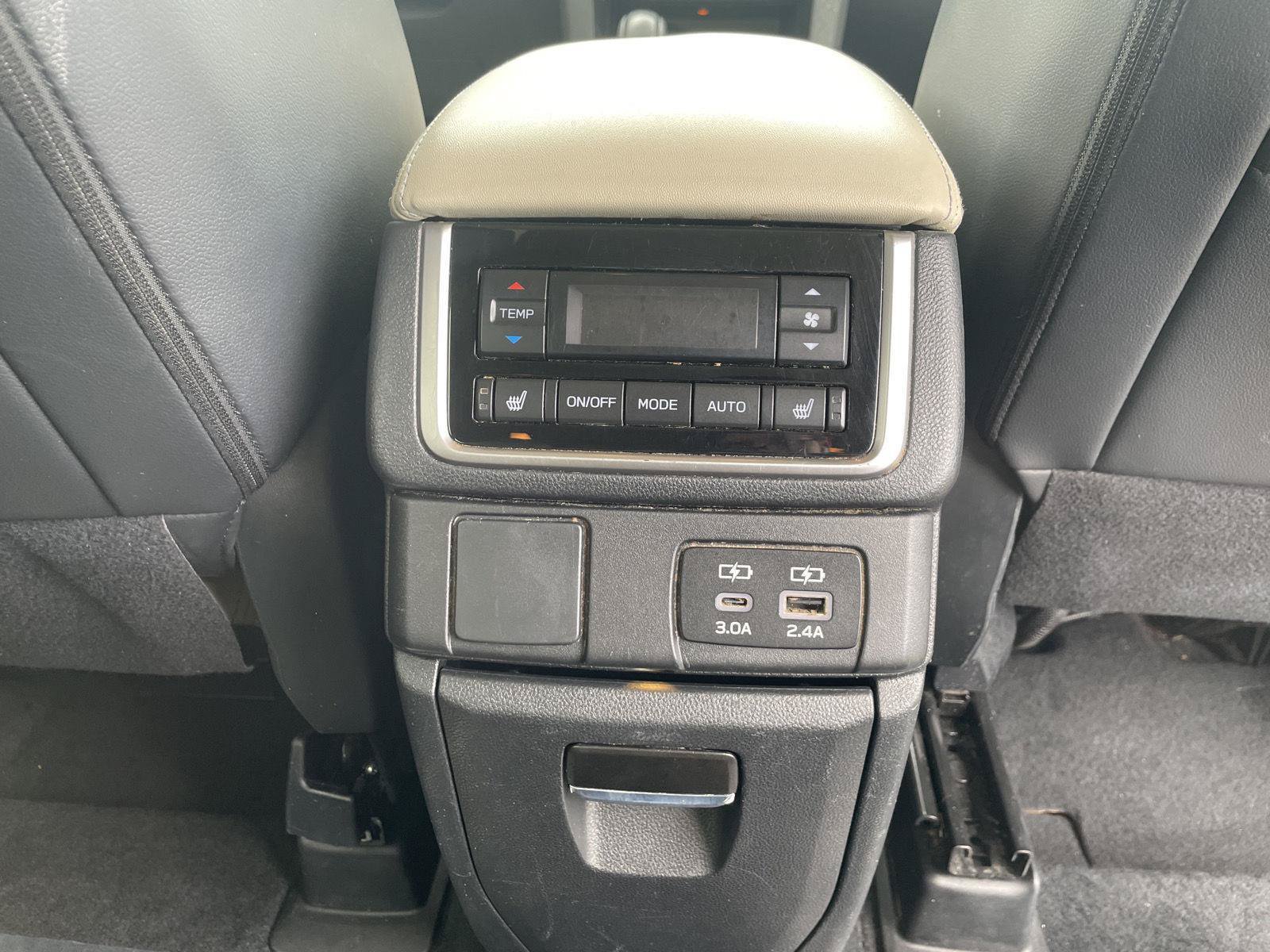 Used 2024 Subaru Ascent Limited AWD/4WD image 27