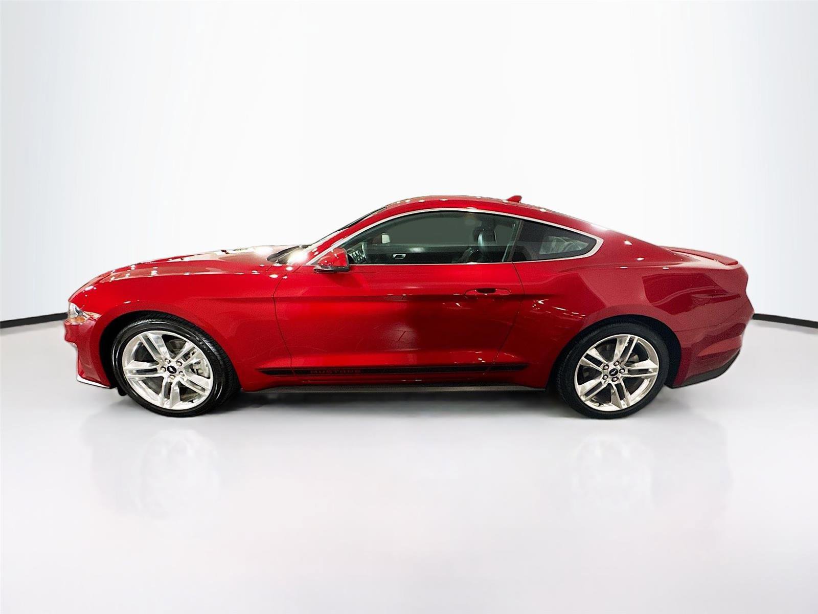Used 2021 Ford Mustang Premium w/ Equipment Group 201A RWD image 27
