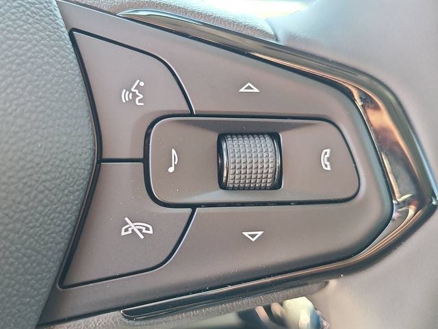 New 2027 Chevrolet Bolt RS w/ Technology Package FWD image 22