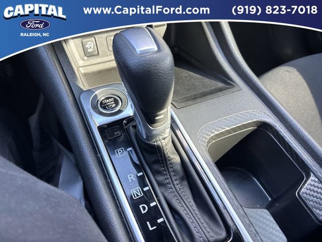 Used 2025 Nissan Sentra SV image 29