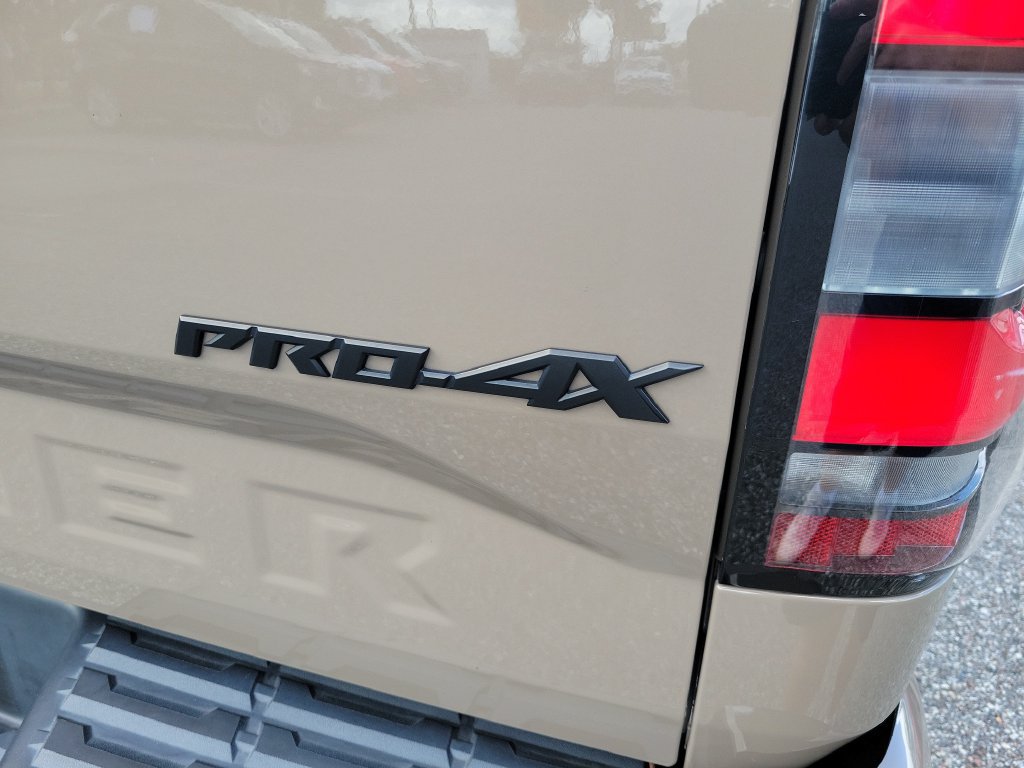 Certified 2023 Nissan Frontier PRO-4X w/ Pro-4X Premium Package AWD/4WD image 6