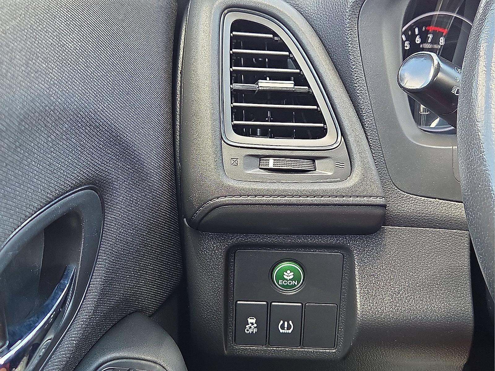 Used 2019 Honda HR-V Sport image 19