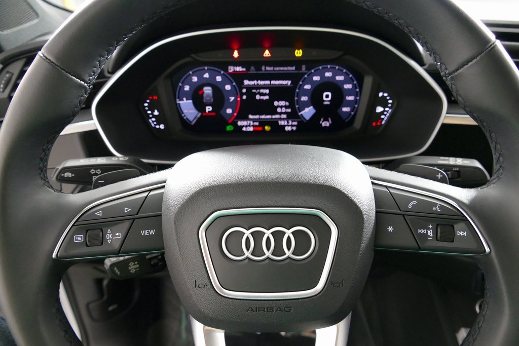 Used 2023 Audi Q3 2.0T Premium Plus w/ Premium Plus Package image 17