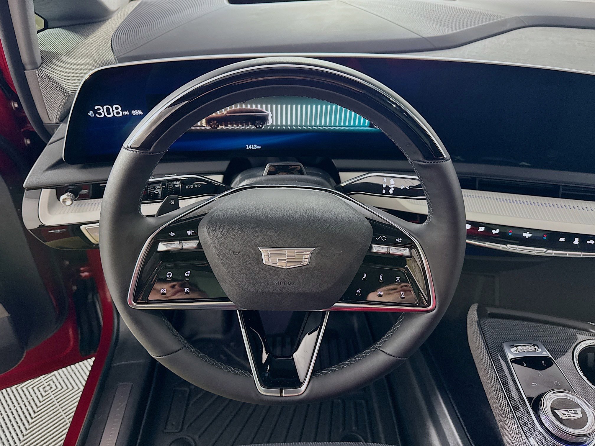 Used 2025 Cadillac Optiq Sport 2 image 17