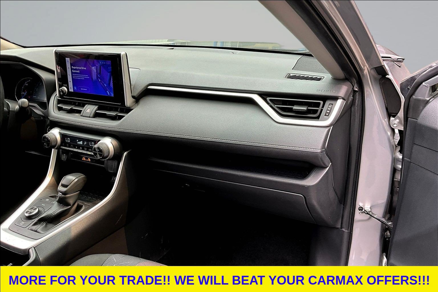 Used 2023 Toyota RAV4 XLE AWD/4WD image 26