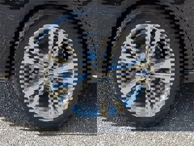 Used 2018 Mercedes-Benz C 300 Sedan image 14