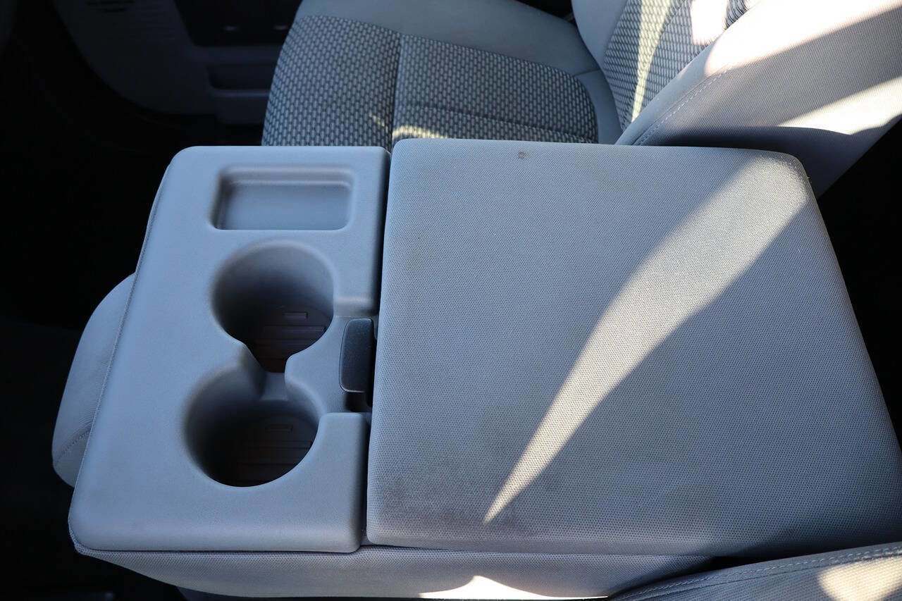 Used 2015 Ford F250 XLT w/ XLT Premium Package image 17