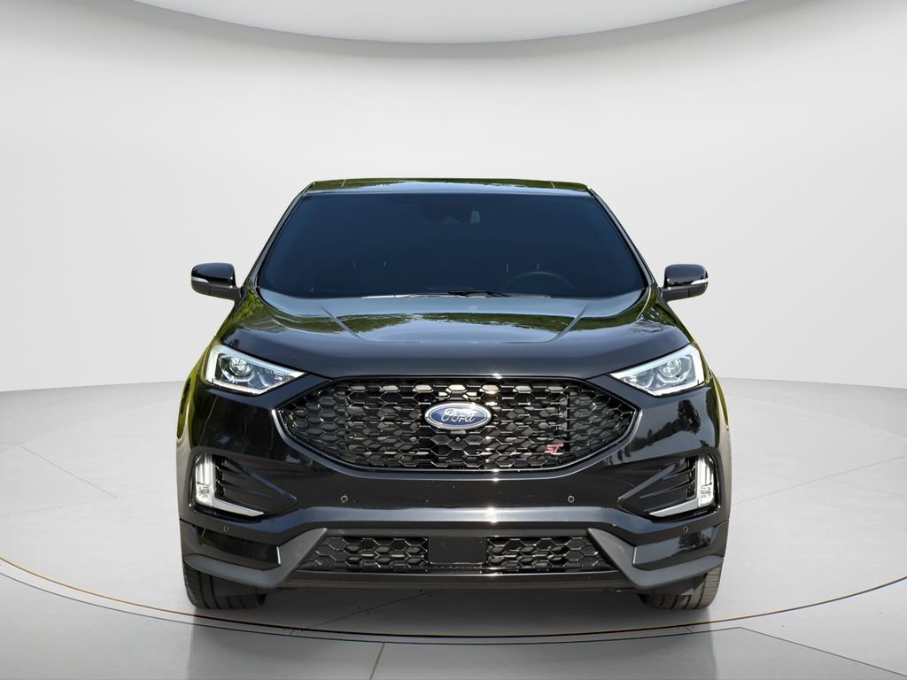 Used 2021 Ford Edge ST w/ Equipment Group 401A AWD/4WD image 2