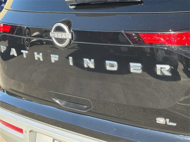 Used 2023 Nissan Pathfinder SL w/ SL Premium Package image 7