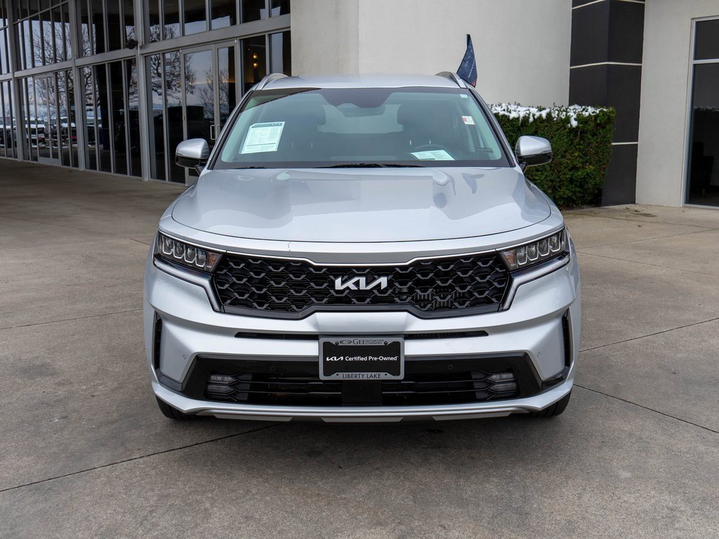 Certified 2023 Kia Sorento EX image 2