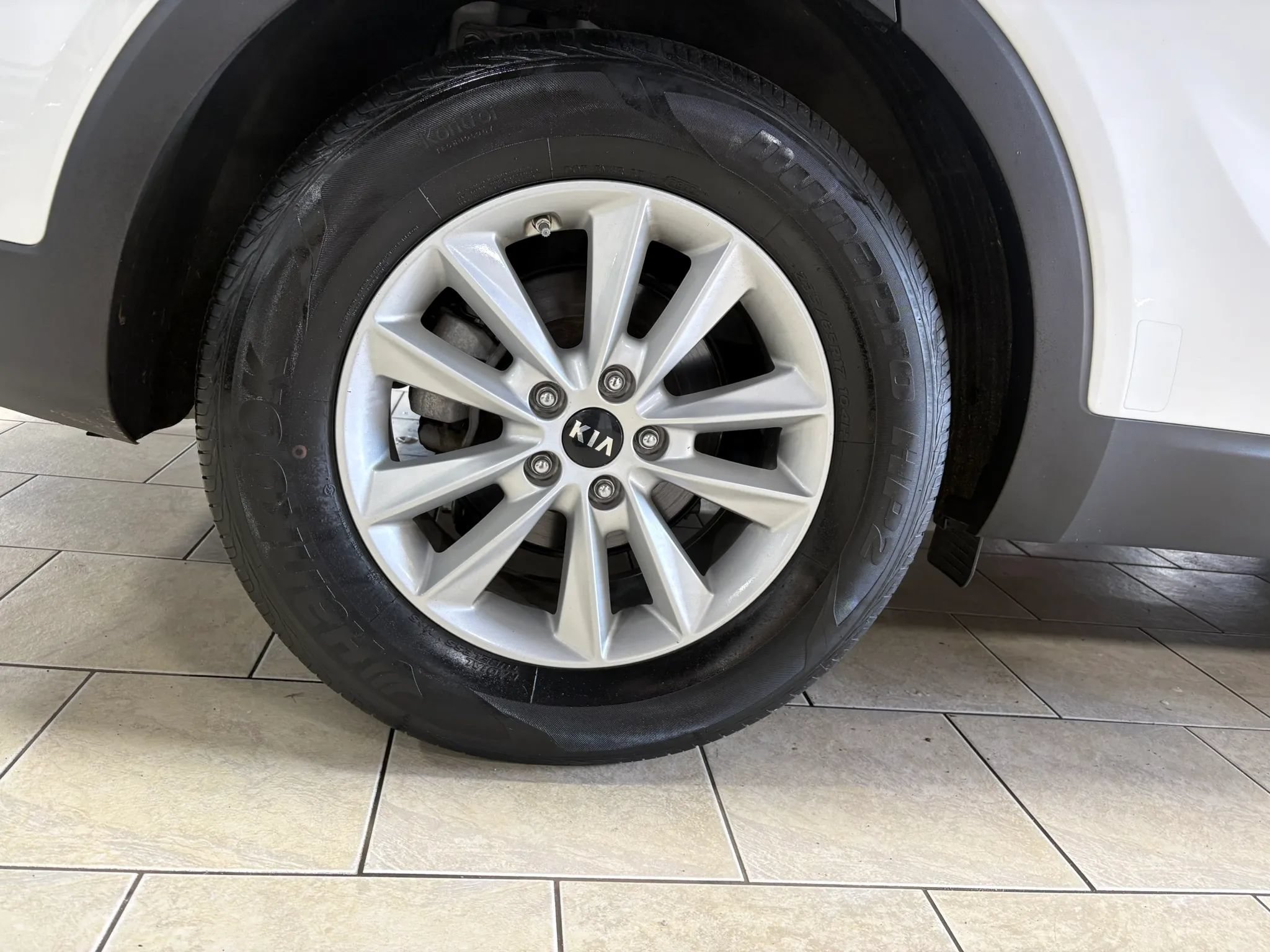 Used 2020 Kia Sorento LX w/ LX I4 Convenience Package AWD/4WD image 36