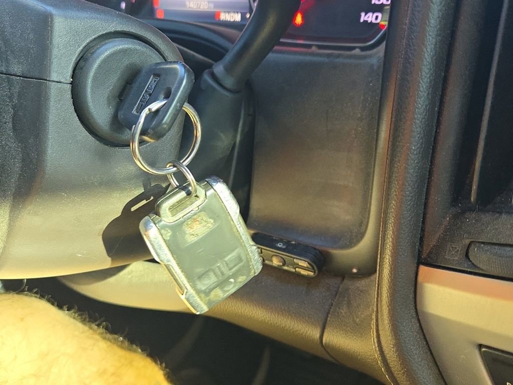 Used 2015 GMC Sierra 2500 SLT w/ Duramax Plus Package image 12