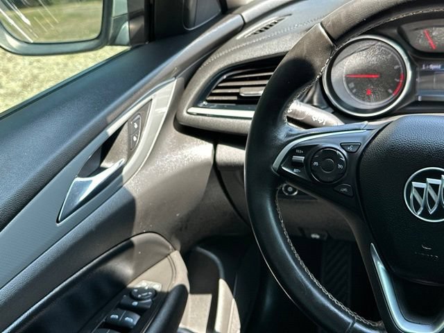 Used 2018 Buick Regal Preferred w/ Sights and Sounds Package AWD/4WD image 25