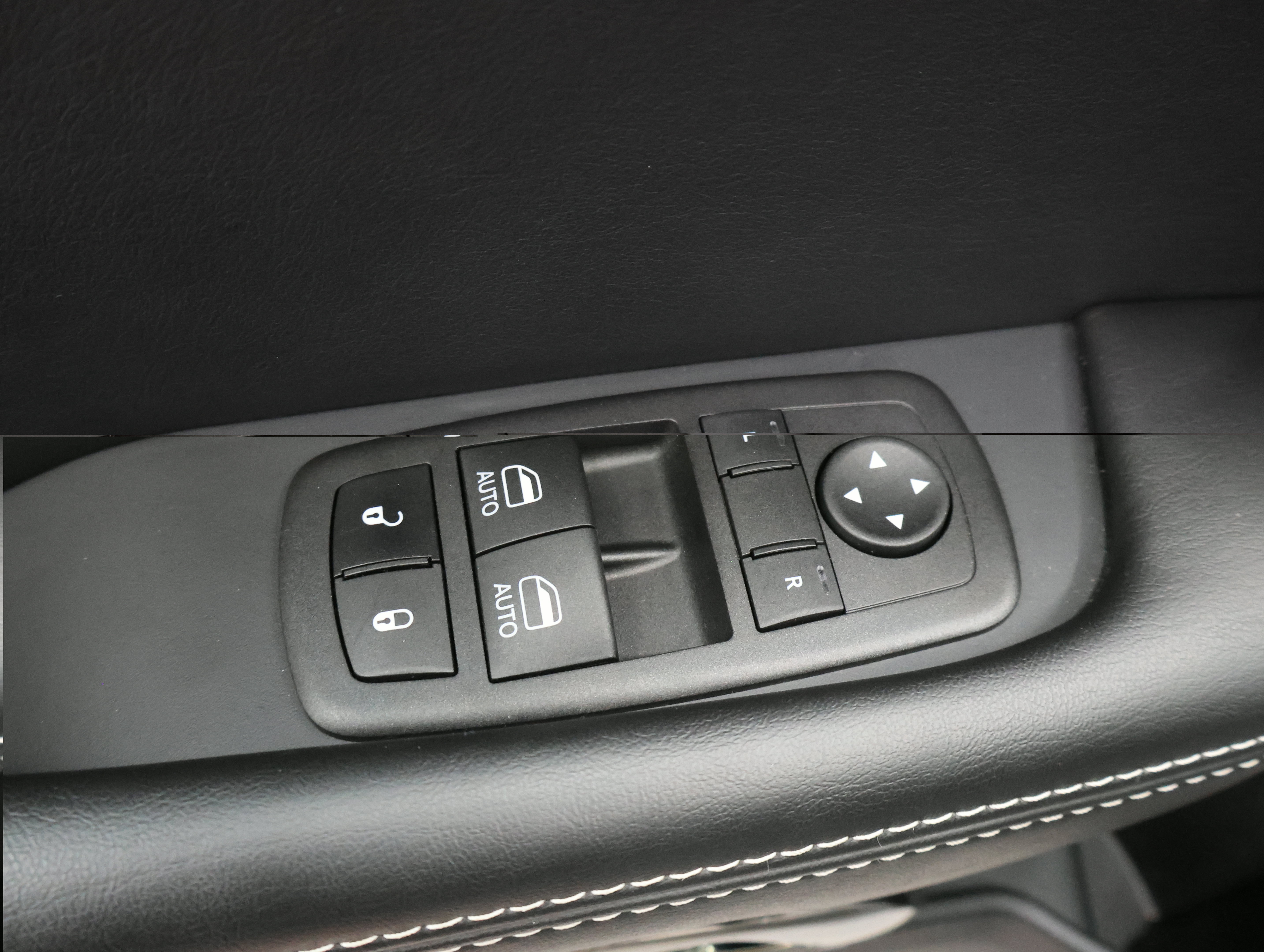 Used 2023 Dodge Challenger SRT Hellcat w/ Driver Convenience Group RWD image 38