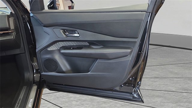 Used 2023 Nissan Ariya AWD image 26