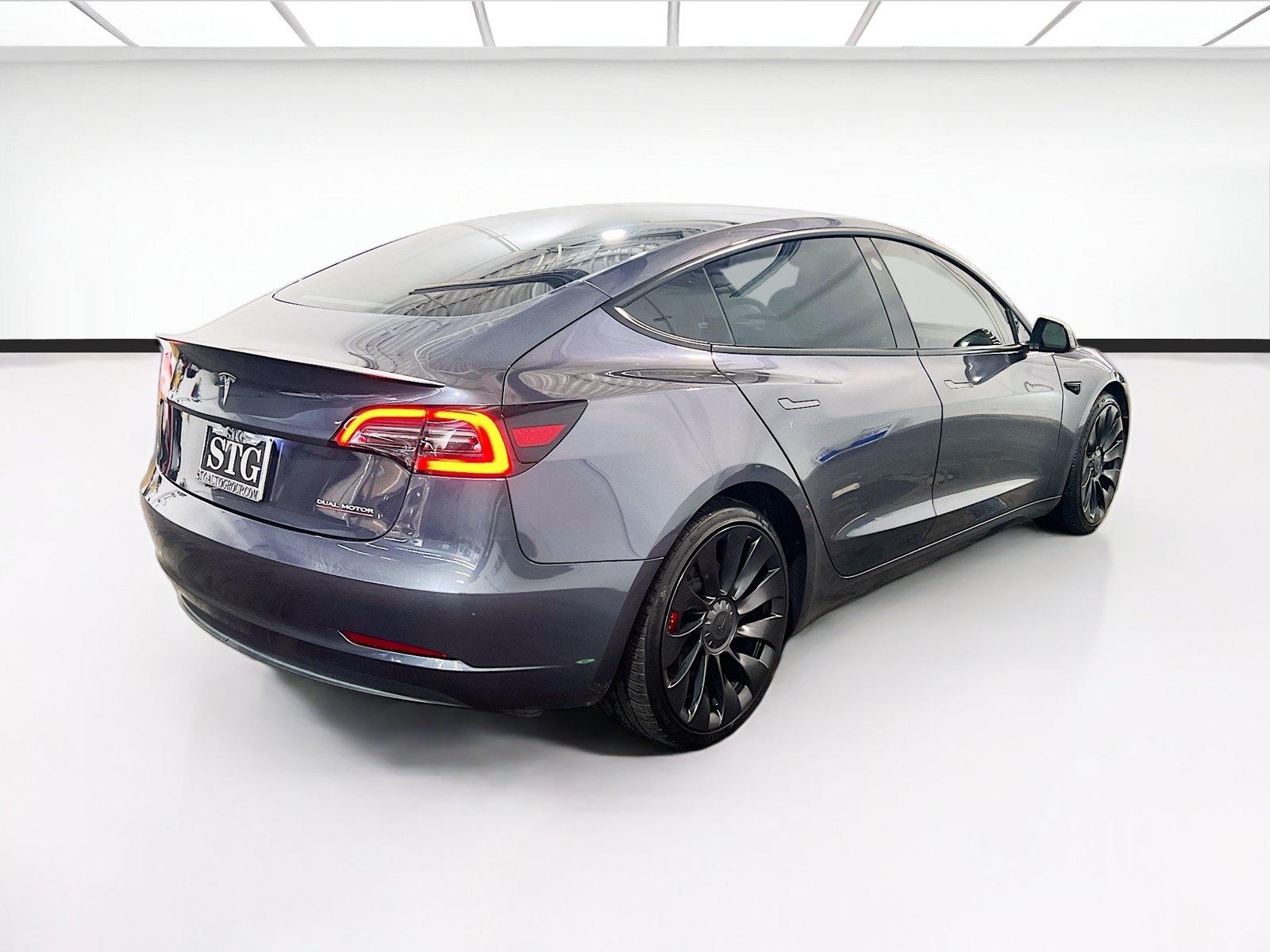 Used 2023 Tesla Model 3 Performance AWD/4WD image 4