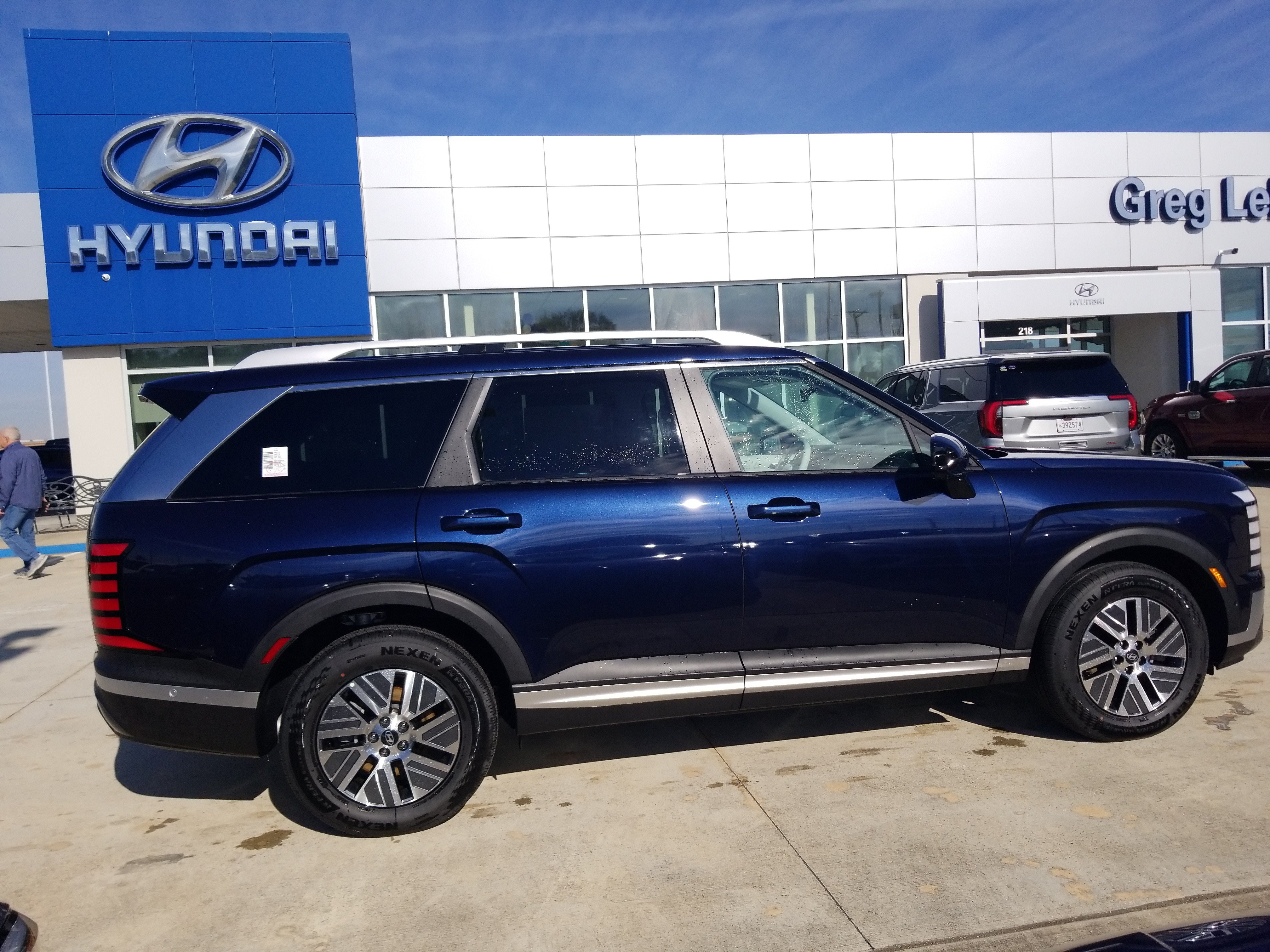 Used 2026 Hyundai Palisade SEL Premium FWD image 8