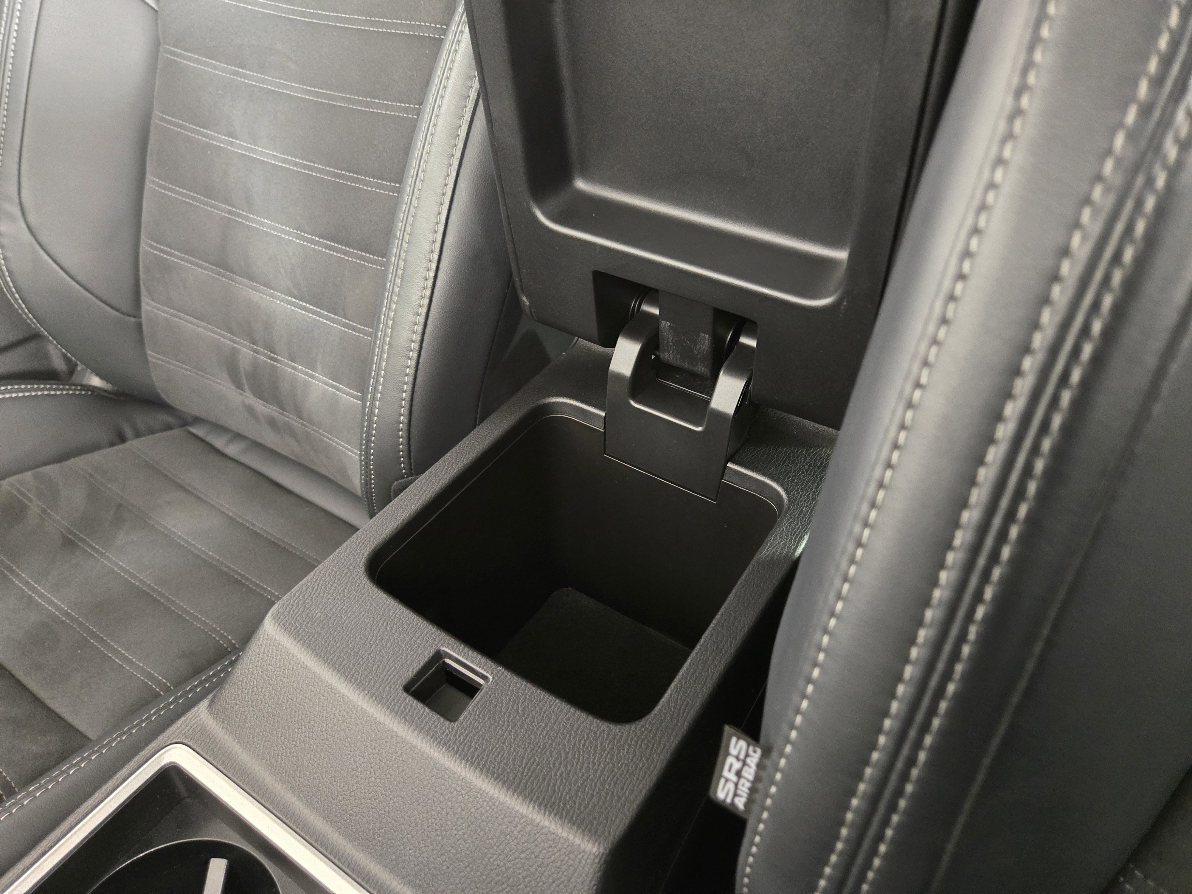 Used 2022 Mitsubishi Outlander SE AWD/4WD image 29