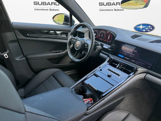 Used 2026 Porsche Panamera 4 image 13