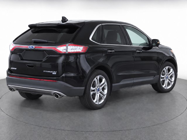Used 2018 Ford Edge Titanium w/ Equipment Group 301A AWD/4WD image 4