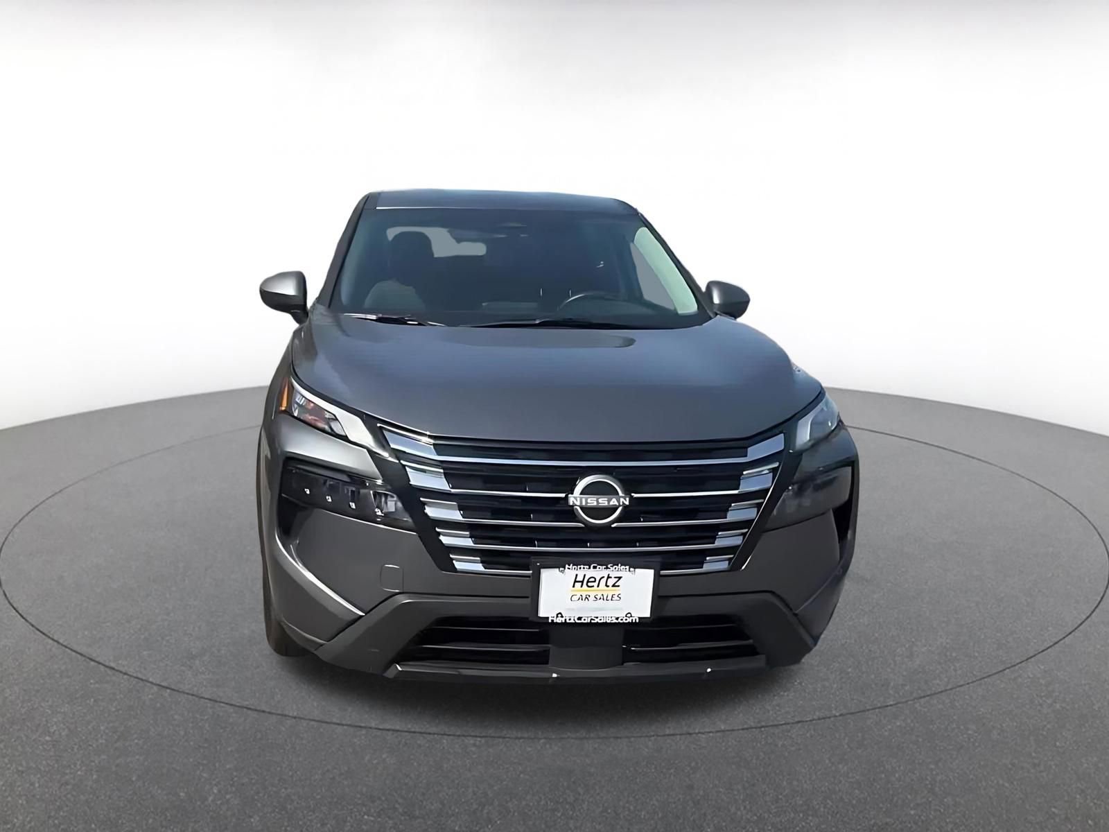 Used 2025 Nissan Rogue SV FWD image 4