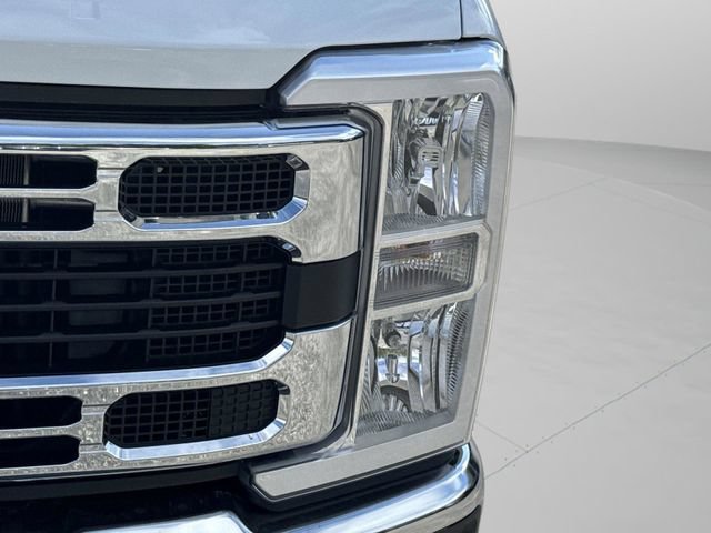 New 2026 Ford F350 XLT RWD image 35