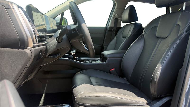 Used 2025 Kia Sorento S w/ Panoramic Sunroof Package AWD/4WD image 10