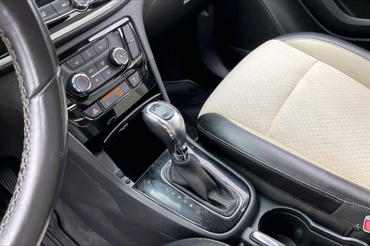 Used 2020 Buick Encore Preferred w/ Safety Package FWD image 16
