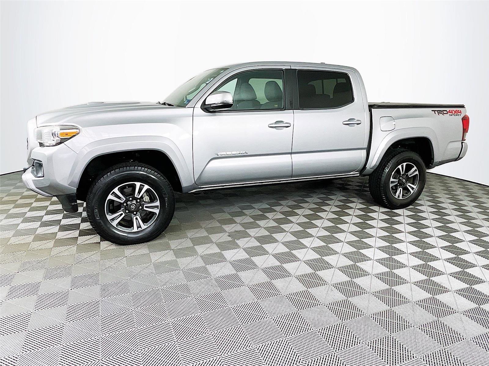 Used 2018 Toyota Tacoma TRD Pro image 4
