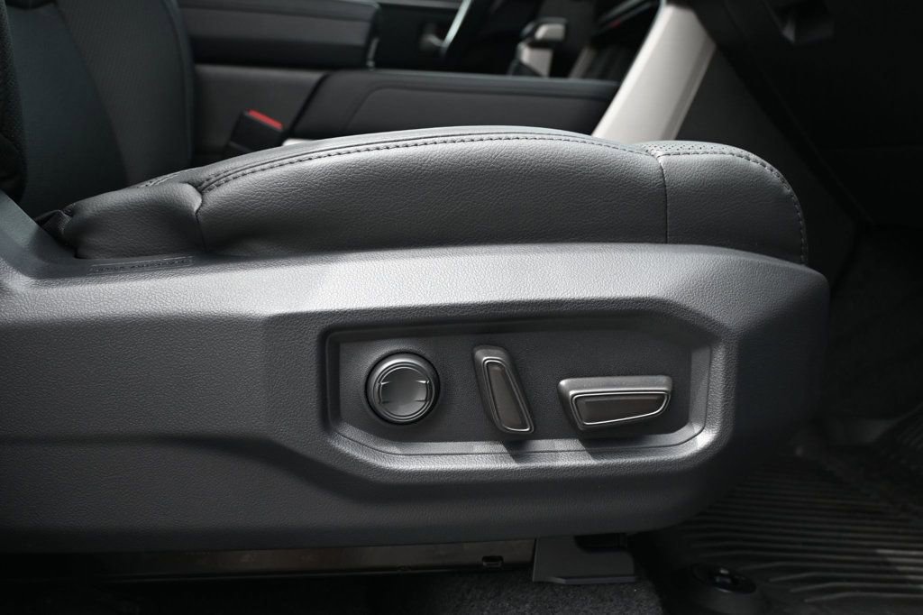 Used 2024 Toyota Tundra Limited image 21