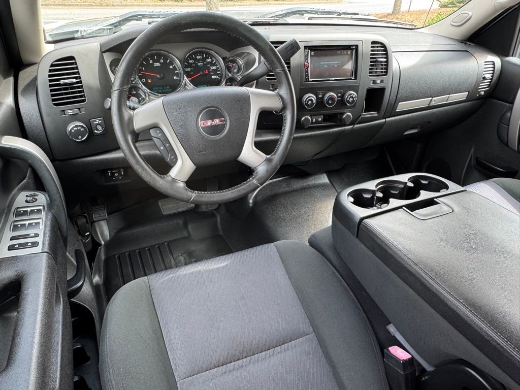 Used 2013 GMC Sierra 2500 SLE w/ Suspension Package, Off-Road image 16