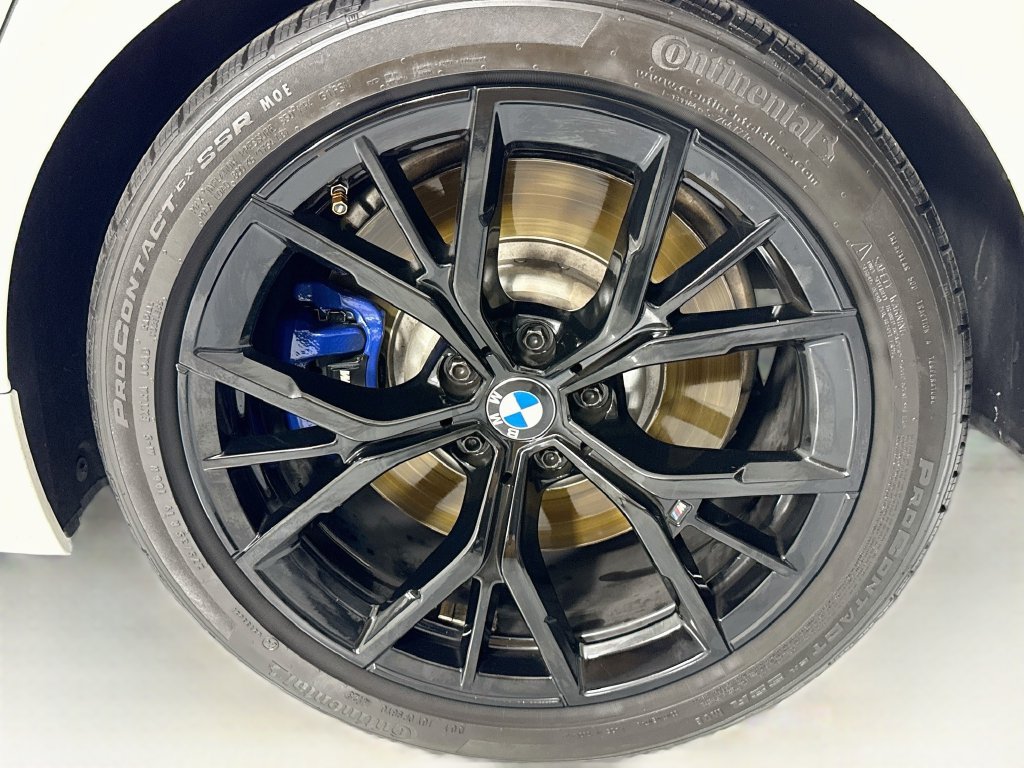 Used 2022 BMW M550i xDrive w/ Executive Package AWD/4WD image 30