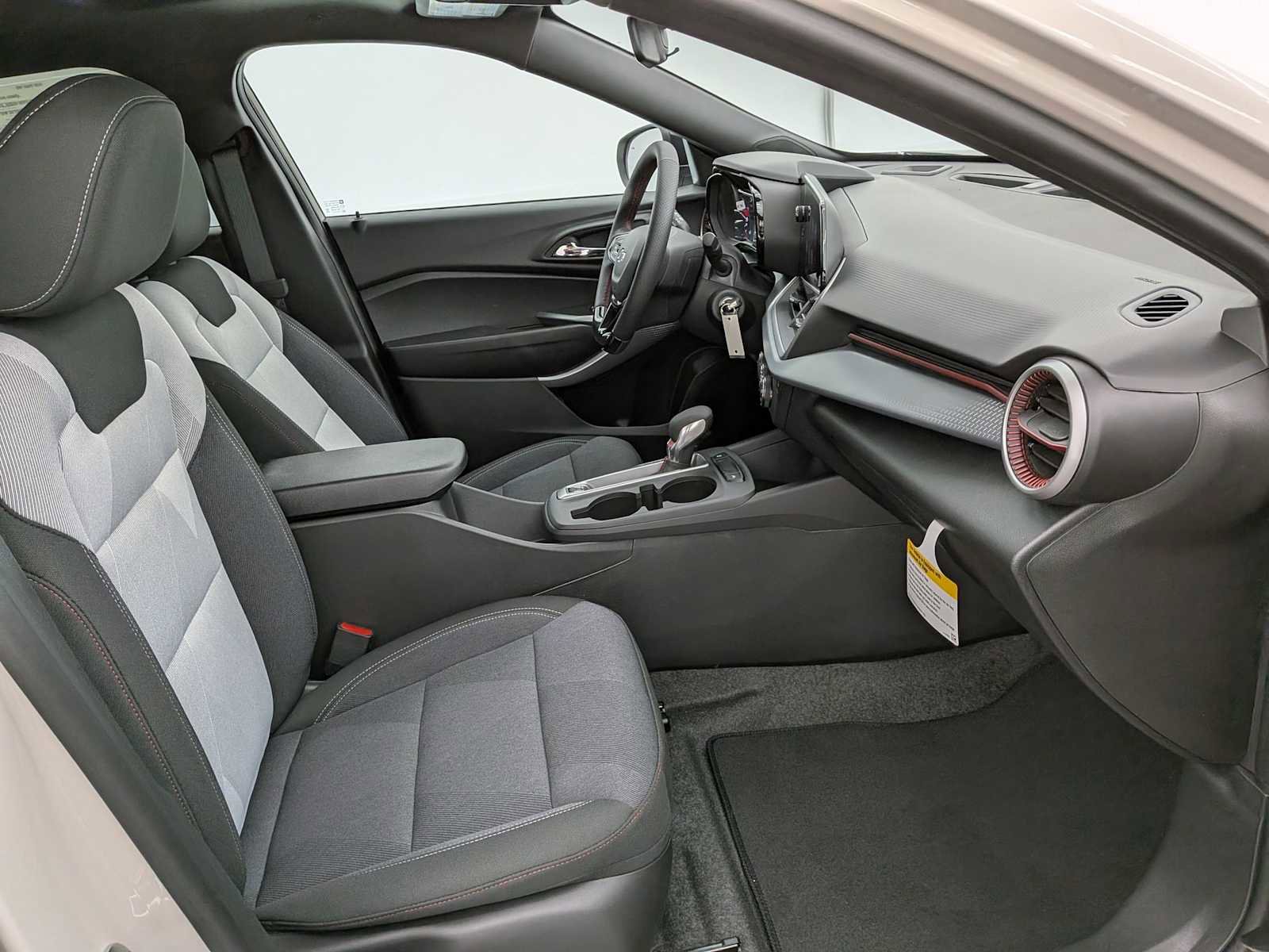 New 2026 Chevrolet Trax RS w/ Sunroof Package FWD image 22