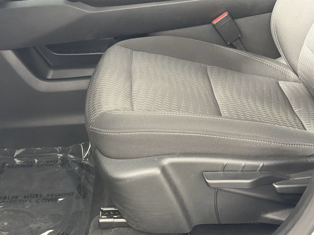 Used 2025 Chevrolet Equinox LT FWD image 17