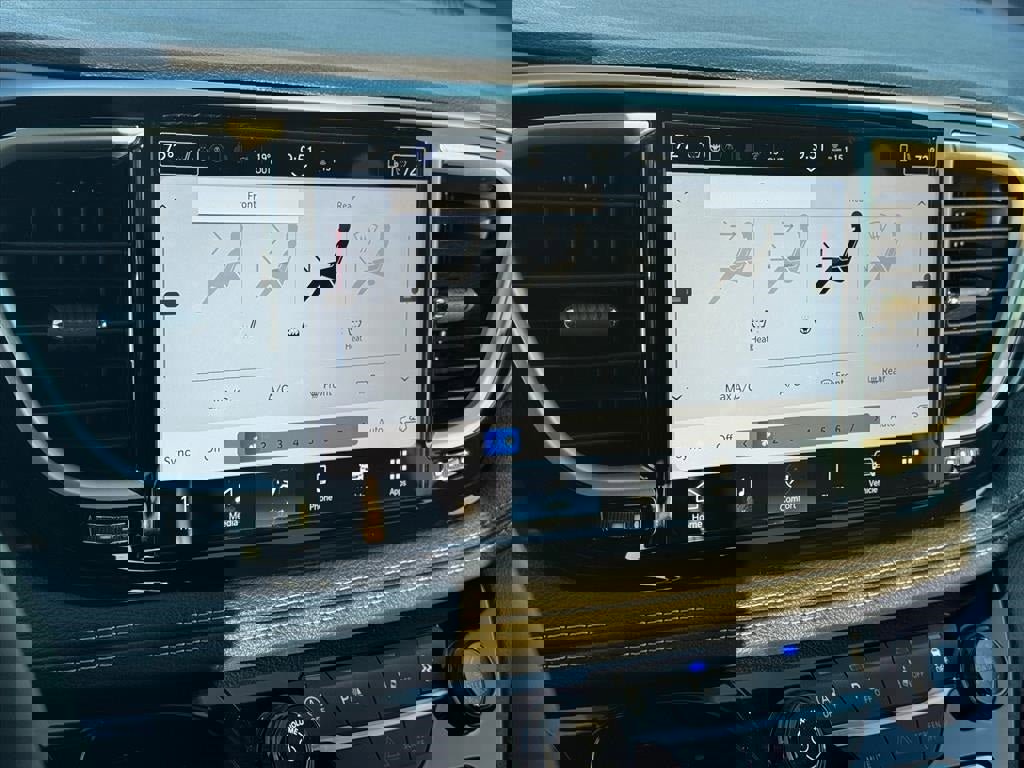 New 2026 Chrysler Pacifica Select w/ S Appearance Package image 23