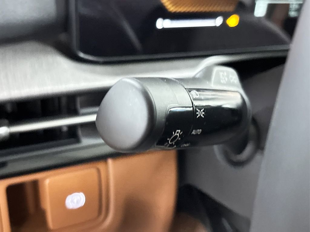 New 2026 Kia Sportage X-Line w/ X-Line Premium Package image 18