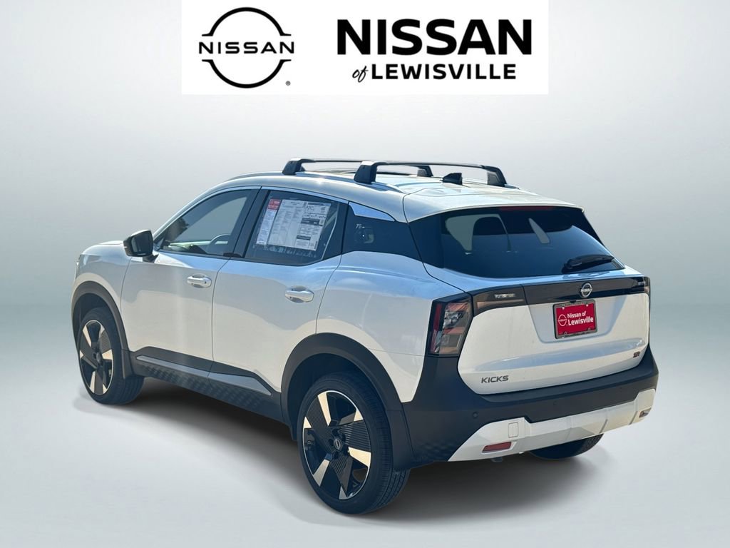 New 2026 Nissan Kicks SR w/ Illumination Package FWD image 4