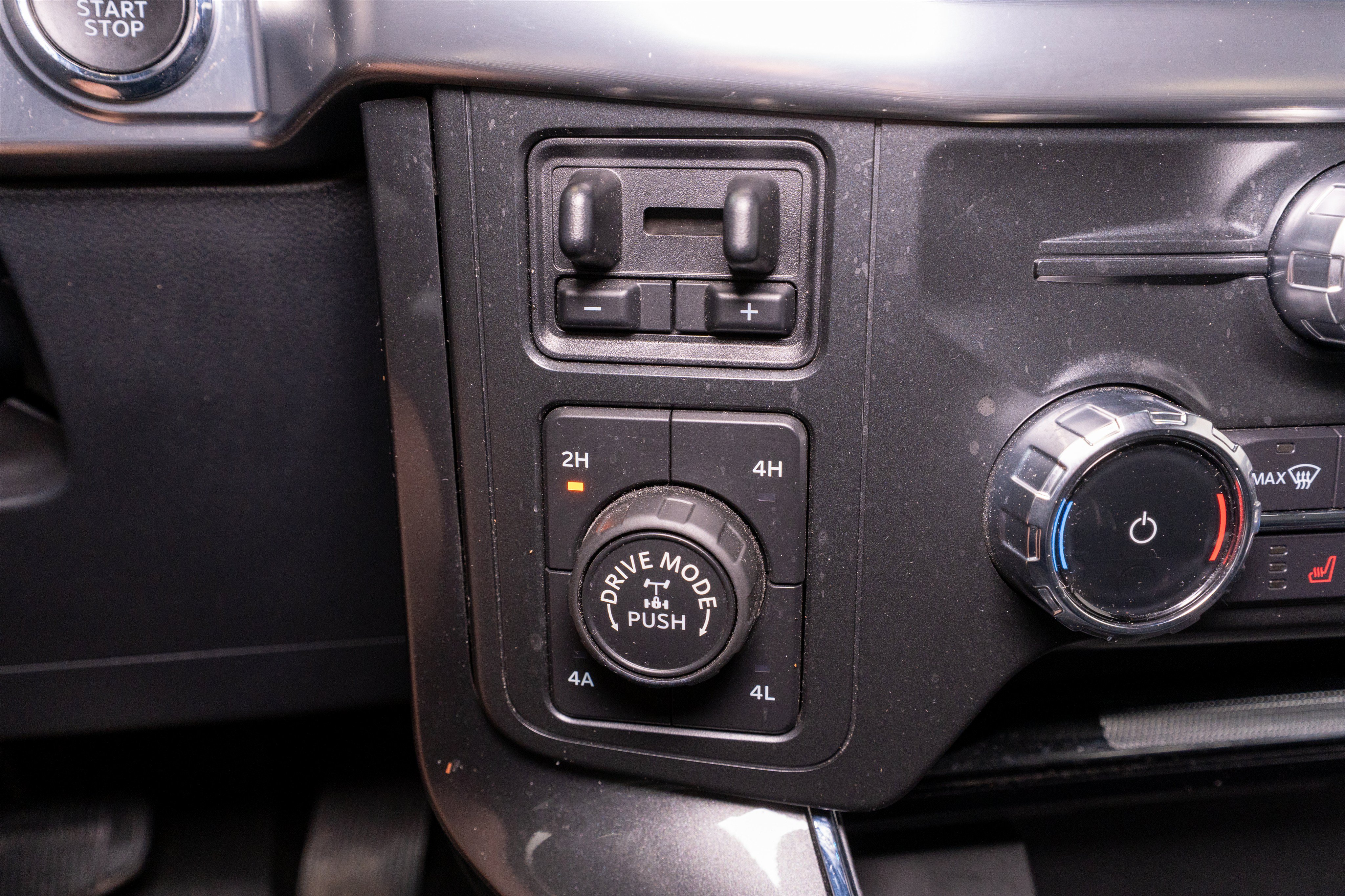 Used 2022 Ford F150 Lariat AWD/4WD image 31